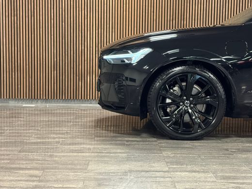 Volvo  XC60 T8 AWD Recharge Ultra Black Edition | Luchtvering | Trekhaak | 360&deg; Camera | 455pk | Head-Up Disp... ActivLease financial lease