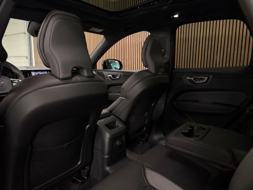 Volvo  XC60 T8 AWD Recharge Ultra Black Edition | Luchtvering | Trekhaak | 360&deg; Camera | 455pk | Head-Up Disp... ActivLease financial lease