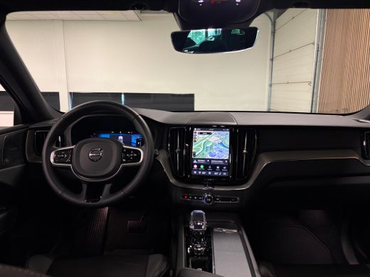 Volvo  XC60 T8 AWD Recharge Ultra Black Edition | Luchtvering | Trekhaak | 360&deg; Camera | 455pk | Head-Up Disp... ActivLease financial lease