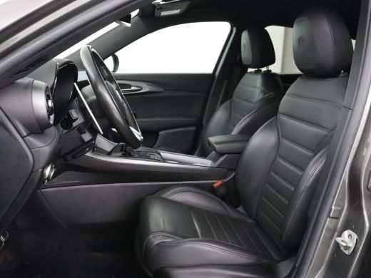 Alfa Romeo Tonale 1.5T Hybrid Edizione Speciale | Stoelventilatie | Leder | Harman/Kardon | Adaptive cruise | Matri... ActivLease financial lease