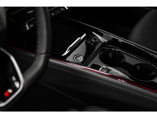 Audi Q3 S edition | Adaptive cruise control | Audi sound system | Cruise control ActivLease financial lease