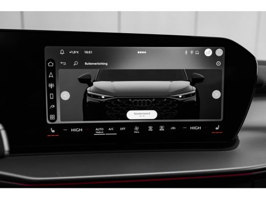 Audi Q3 S edition | Adaptive cruise control | Audi sound system | Cruise control ActivLease financial lease