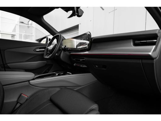 Audi Q3 S edition | Adaptive cruise control | Audi sound system | Cruise control ActivLease financial lease