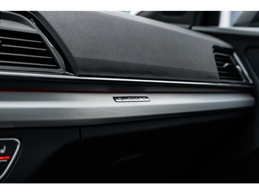 Audi Q5 50 TFSI e S edition Competition 299 PK | Trekhaak | Panoramadak | Luchtvering | Bang & olufsen pr... ActivLease financial lease