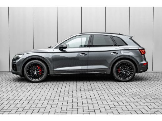 Audi Q5 50 TFSI e S edition Competition 299 PK | Trekhaak | Panoramadak | Luchtvering | Bang & olufsen pr... ActivLease financial lease