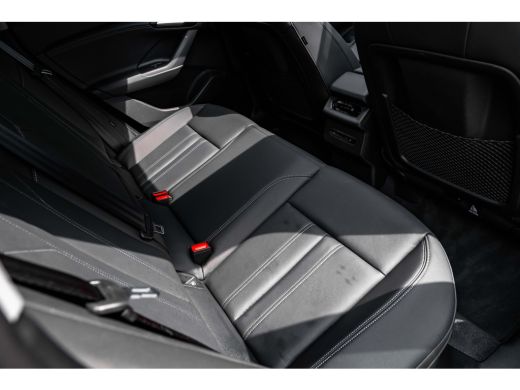 Audi Q6 e-tron S edition performance 100 kWh 306PK | Panorama Dak | Luchtvering | B&O Audio | Head-up Display | ... ActivLease financial lease