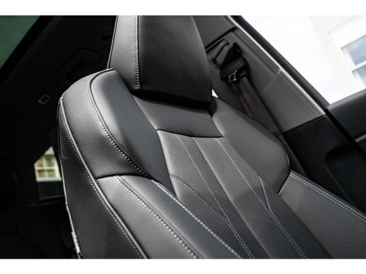 Audi Q6 e-tron S edition performance 100 kWh 306PK | Panorama Dak | Luchtvering | B&O Audio | Head-up Display | ... ActivLease financial lease