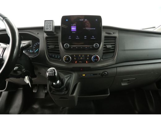 Ford Transit 2.0 TDCI 170PK L2H2 | 2800kg Trekgew. | Traanplaat | Trekhaak | Airco | Camera | Cruise | Carplay... ActivLease financial lease