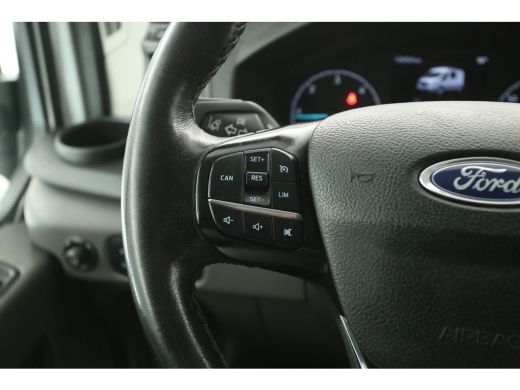 Ford Transit 2.0 TDCI 170PK L2H2 | 2800kg Trekgew. | Traanplaat | Trekhaak | Airco | Camera | Cruise | Carplay... ActivLease financial lease