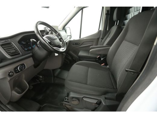 Ford Transit 2.0 TDCI 170PK L2H2 | 2800kg Trekgew. | Traanplaat | Trekhaak | Airco | Camera | Cruise | Carplay... ActivLease financial lease