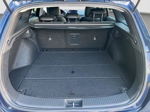 Hyundai i30 1.6 T-GDi Premium Automaat | Camera | Carplay | Climate controle | Lederen bekleding | Bestuurder... ActivLease financial lease