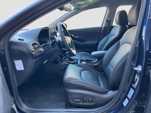 Hyundai i30 1.6 T-GDi Premium Automaat | Camera | Carplay | Climate controle | Lederen bekleding | Bestuurder... ActivLease financial lease