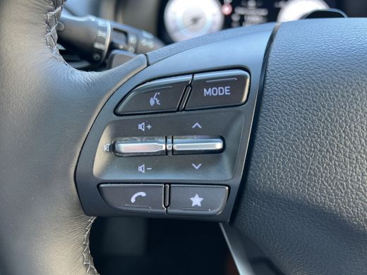 Hyundai i30 1.6 T-GDi Premium Automaat | Camera | Carplay | Climate controle | Lederen bekleding | Bestuurder... ActivLease financial lease