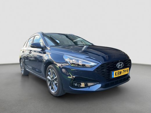 Hyundai i30 1.6 T-GDi Premium Automaat | Camera | Carplay | Climate controle | Lederen bekleding | Bestuurder... ActivLease financial lease