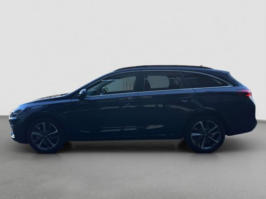 Hyundai i30 1.6 T-GDi Premium Automaat | Camera | Carplay | Climate controle | Lederen bekleding | Bestuurder... ActivLease financial lease