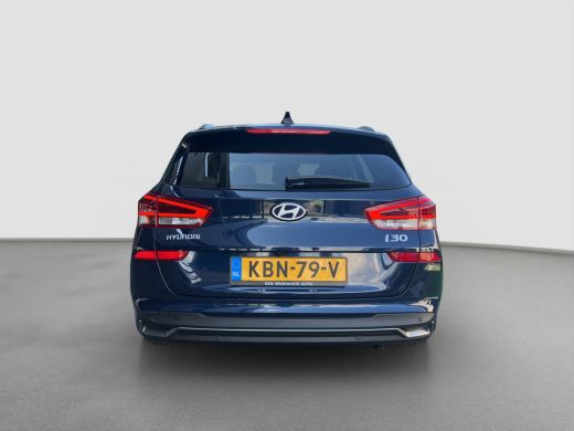 Hyundai i30 1.6 T-GDi Premium Automaat | Camera | Carplay | Climate controle | Lederen bekleding | Bestuurder... ActivLease financial lease