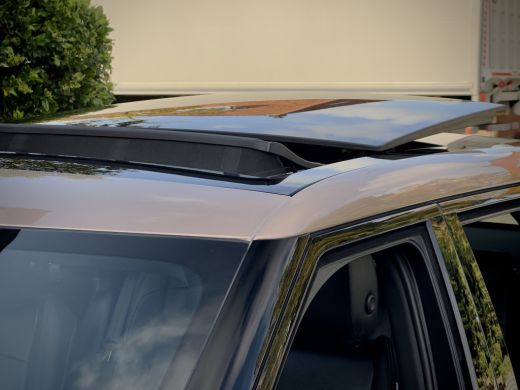 Land Rover Range Rover Evoque 1.5 P300e AWD AUT8 R-DYNAMIC SE BRONZE COLLECTION BLACK-PACK PANODAK LEDER NAVI CAMERA DIGI-DASH ... ActivLease financial lease