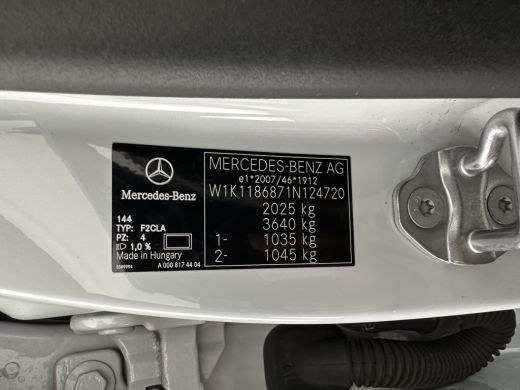 Mercedes-Benz CLA Shooting Brake 200 AMG-Sportpack Business Solution (INCL-BTW) Aut. *LEATHER-MICROFIBRE | FULL-LED... ActivLease financial lease