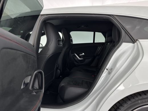 Mercedes-Benz CLA Shooting Brake 200 AMG-Sportpack Business Solution (INCL-BTW) Aut. *LEATHER-MICROFIBRE | FULL-LED... ActivLease financial lease