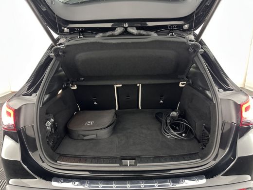 Mercedes-Benz EQA 350 4MATIC Luxury Line 67 kWh [ 3-Fase-11kW ]{SoH-94%} (INCL-BTW) *HEATPUMP | LEATHER | FULL-LED ... ActivLease financial lease