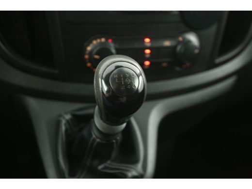 Mercedes-Benz Vito CDI Lang 140PK | Airco | Cruise | 3 Zits | Parkeersens. ActivLease financial lease