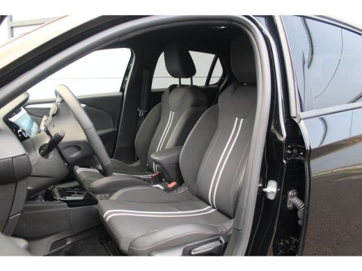 Opel Corsa 1.2 Turbo Hybrid GS | Camera | Climate & Cruise C. | PDC V&A | 16" LMV | CarPlay | Camera | Clima... ActivLease financial lease