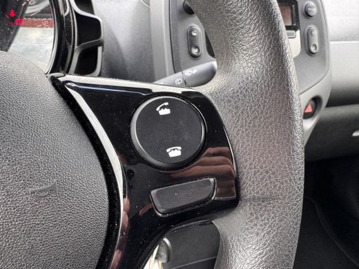 Peugeot 108 1.0 e-VTi Active | Airco | Radio | Bluetooth | Elektrische ramen | | Achterbank in delen neerklap... ActivLease financial lease