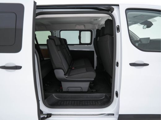 Peugeot Expert Long 75 kWh Facelift [ 9-Pers. ] [ 3-Fase-11 kW] {SoH-98%} (INCL-BTW) *NAVI-FULLMAP | CAMERA | DI... ActivLease financial lease