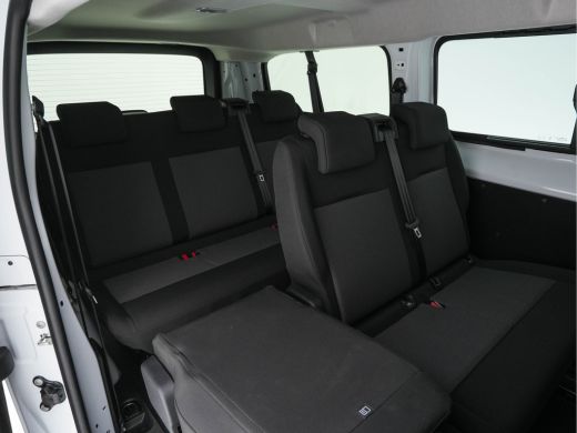 Peugeot Expert Long 75 kWh Facelift [ 9-Pers. ] [ 3-Fase-11 kW] {SoH-98%} (INCL-BTW) *NAVI-FULLMAP | CAMERA | DI... ActivLease financial lease