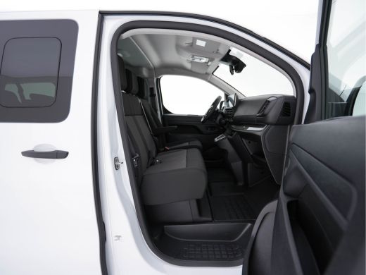 Peugeot Expert Long 75 kWh Facelift [ 9-Pers. ] [ 3-Fase-11 kW] {SoH-98%} (INCL-BTW) *NAVI-FULLMAP | CAMERA | DI... ActivLease financial lease