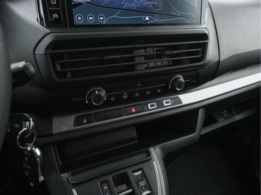 Peugeot Expert Long 75 kWh Facelift [ 9-Pers. ] [ 3-Fase-11 kW] {SoH-98%} (INCL-BTW) *NAVI-FULLMAP | CAMERA | DI... ActivLease financial lease