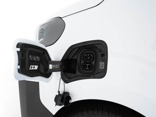 Peugeot Expert Long 75 kWh Facelift [ 9-Pers. ] [ 3-Fase-11 kW] {SoH-98%} (INCL-BTW) *NAVI-FULLMAP | CAMERA | DI... ActivLease financial lease