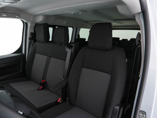 Peugeot Expert Long 75 kWh Facelift [ 9-Pers. ] [ 3-Fase-11 kW] {SoH-98%} (INCL-BTW) *NAVI-FULLMAP | CAMERA | DI... ActivLease financial lease