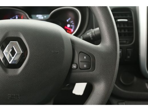 Renault Trafic 2.0 dCi T29 L2H1 | Airco | Cruise | 3 Zits | Trekhaak | Carplay | Parkeersens. ActivLease financial lease