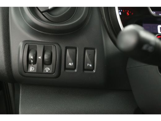 Renault Trafic 2.0 dCi T29 L2H1 | Airco | Cruise | 3 Zits | Trekhaak | Carplay | Parkeersens. ActivLease financial lease