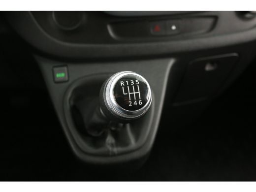 Renault Trafic 2.0 dCi T29 L2H1 | Airco | Cruise | 3 Zits | Trekhaak | Carplay | Parkeersens. ActivLease financial lease