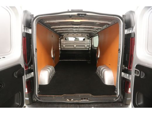 Renault Trafic 2.0 dCi T29 L2H1 | Airco | Cruise | 3 Zits | Trekhaak | Carplay | Parkeersens. ActivLease financial lease