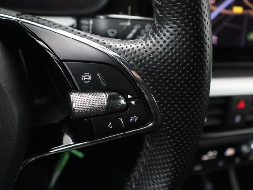 Skoda Kamiq 1.0 TSI Sport | Virtual Cockpit | Carplay | Navigatie | Sportstoelen | 17'' | Full LED | Climate ... ActivLease financial lease