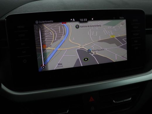 Skoda Kamiq 1.0 TSI Sport | Virtual Cockpit | Carplay | Navigatie | Sportstoelen | 17'' | Full LED | Climate ... ActivLease financial lease