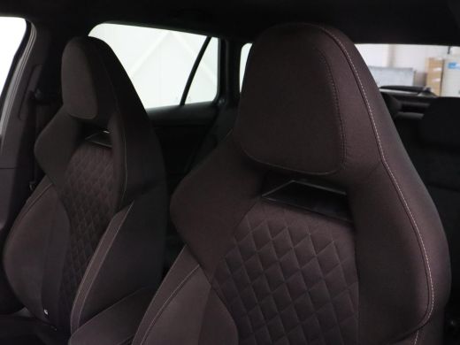 Skoda Kamiq 1.0 TSI Sport | Virtual Cockpit | Carplay | Navigatie | Sportstoelen | 17'' | Full LED | Climate ... ActivLease financial lease