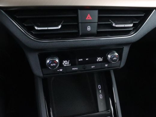Skoda Kamiq 1.0 TSI Style | Automaat | Carplay | Keyless | Climate control | Full LED | Parkeerhulp | Cruise ... ActivLease financial lease