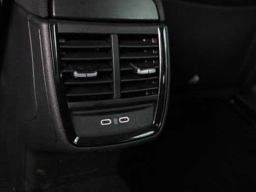 Skoda Kamiq 1.0 TSI Style | Automaat | Carplay | Keyless | Climate control | Full LED | Parkeerhulp | Cruise ... ActivLease financial lease