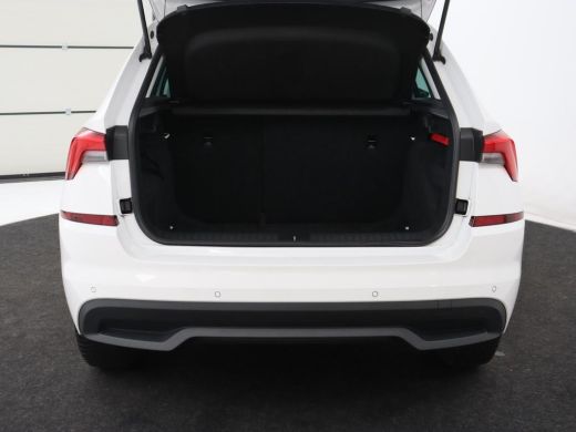 Skoda Kamiq 1.0 TSI Style | Automaat | Carplay | Keyless | Climate control | Full LED | Parkeerhulp | Cruise ... ActivLease financial lease