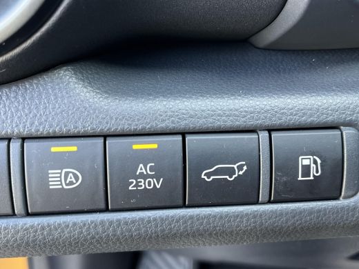 Toyota C-HR 2.0 Plug-in Hybrid 220 Premi&egrave;re Edition | Panoramadak | JBL premium audio | Camera's rondom | Led... ActivLease financial lease