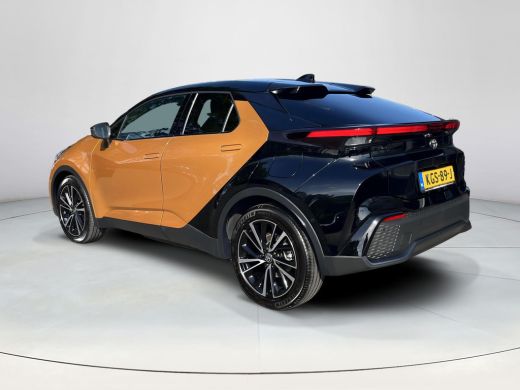 Toyota C-HR 2.0 Plug-in Hybrid 220 Premi&egrave;re Edition | Panoramadak | JBL premium audio | Camera's rondom | Led... ActivLease financial lease