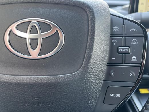 Toyota C-HR+ Executive AWD 77 kWh | Executive plus pack | Metal oxide/ zwart dak | Nieuw uit voorraad leverbaar | ActivLease financial lease