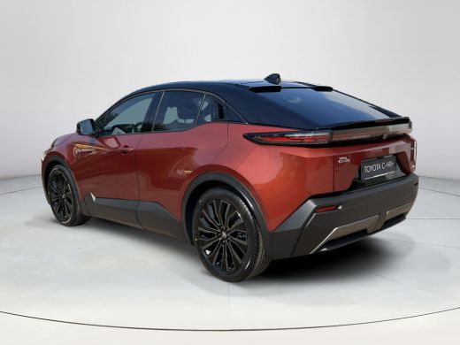 Toyota C-HR+ Executive AWD 77 kWh | Executive plus pack | Metal oxide/ zwart dak | Nieuw uit voorraad leverbaar | ActivLease financial lease
