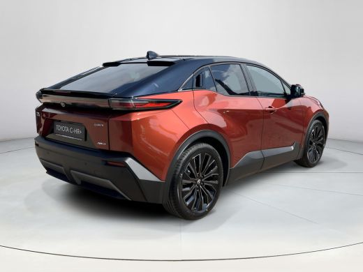 Toyota C-HR+ Executive AWD 77 kWh | Executive plus pack | Metal oxide/ zwart dak | Nieuw uit voorraad leverbaar | ActivLease financial lease