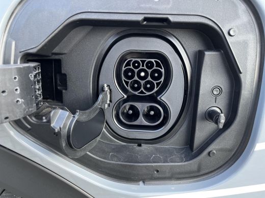 Toyota C-HR+ First Edition 77 kWh | All-in prijs | ActivLease financial lease