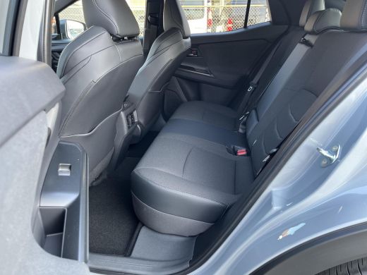 Toyota C-HR+ First Edition 77 kWh | All-in prijs | ActivLease financial lease